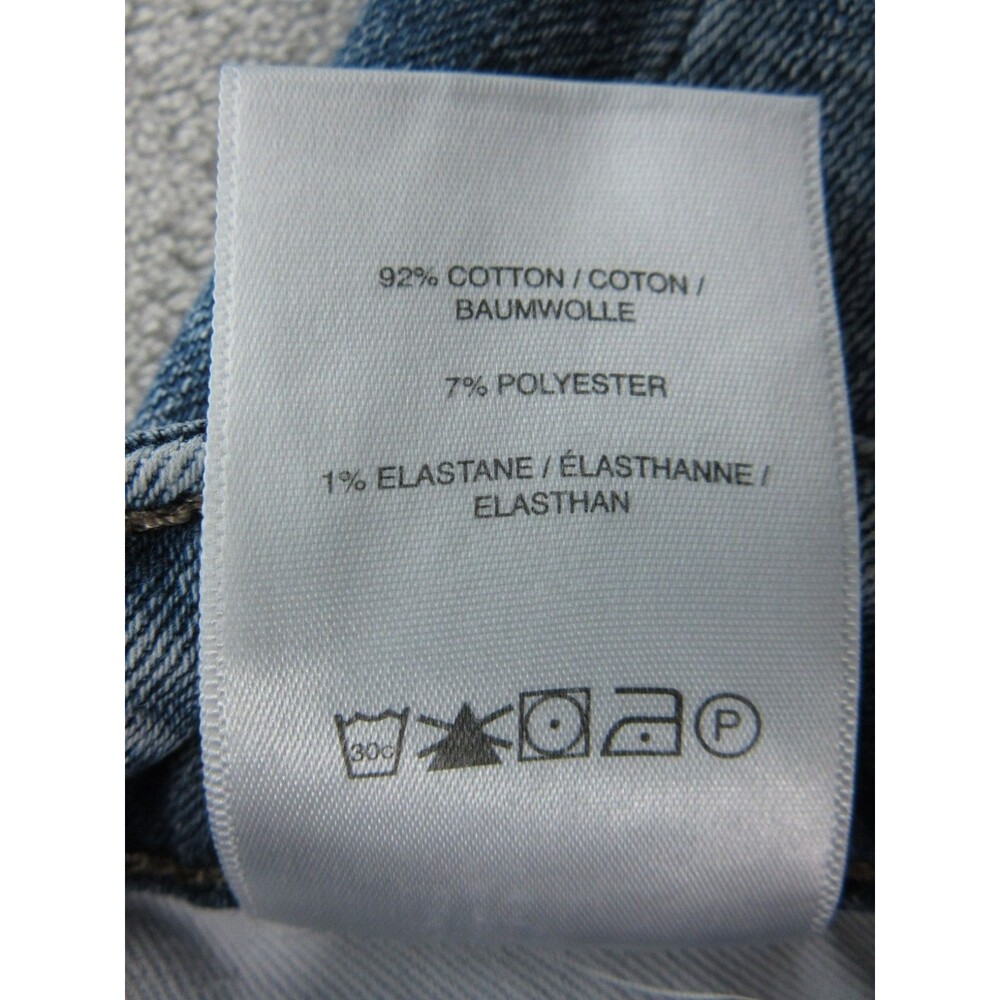 Silver Jeans Women's Size 16W x23 Suki Capri Medium Wash Blue Distressed - Picture 13 of 13